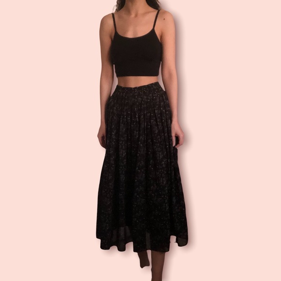 Uniqlo Black Pleated Maxi Skirt - Picture 5 of 13